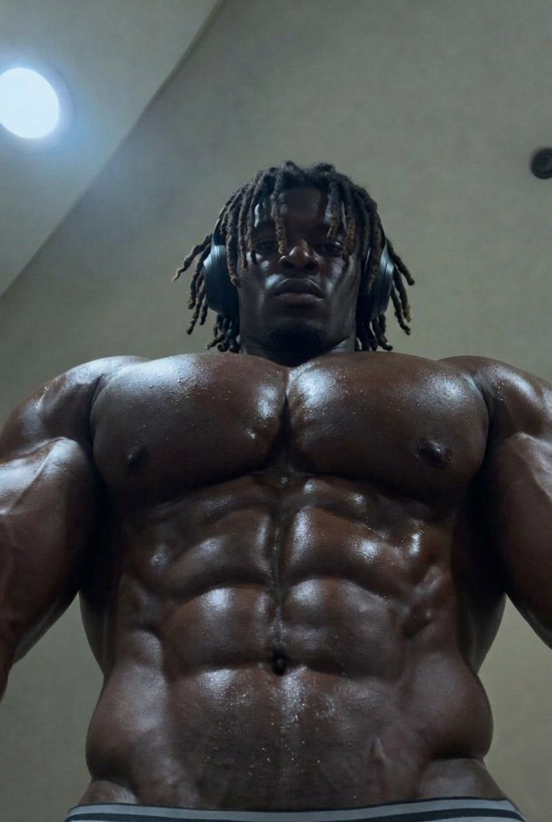 𝕃𝕒𝕞𝕒𝕣 𝔹. tweet media