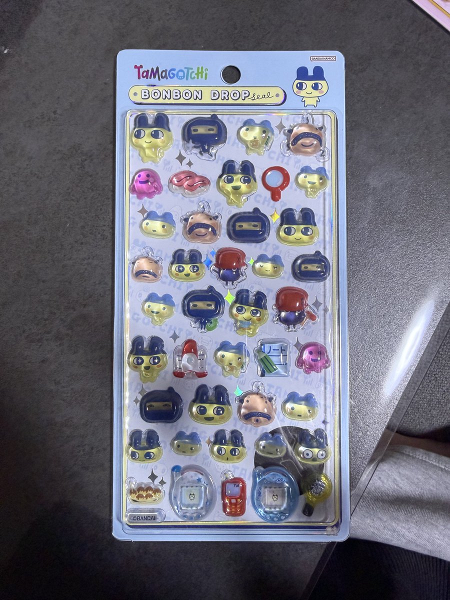 キティ tweet media