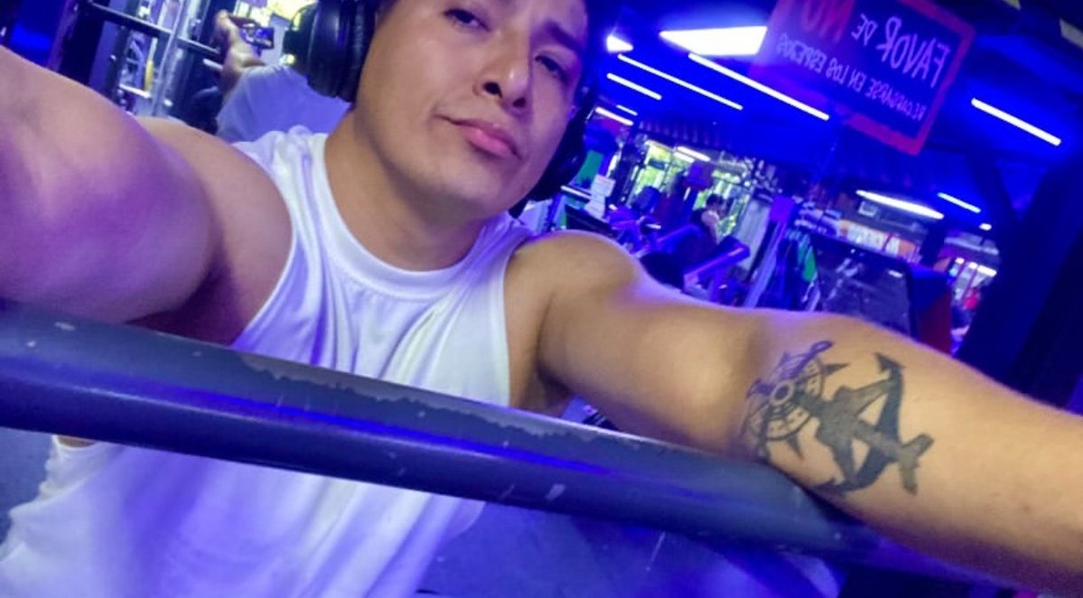 Axxx3l Mc Donald's tweet media