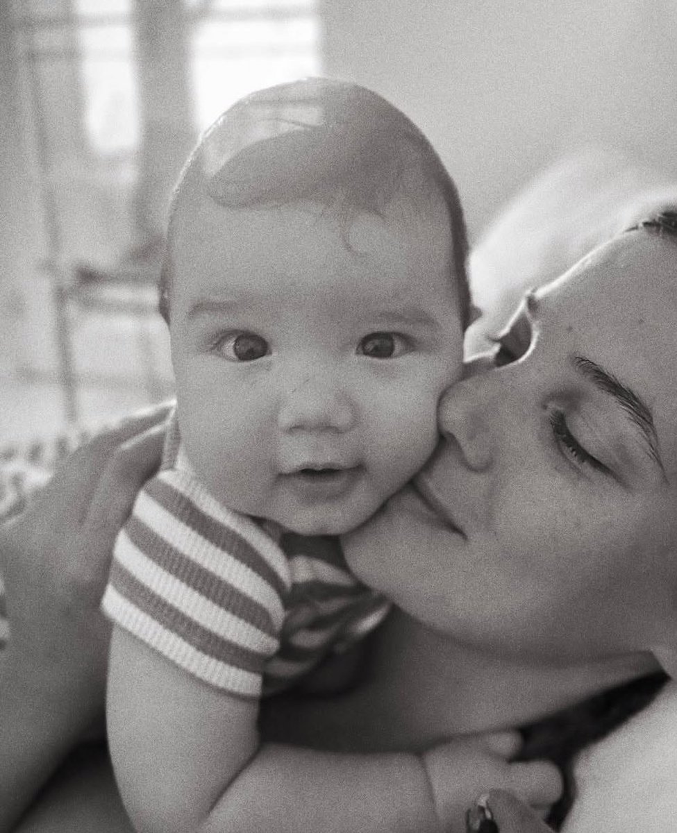 gabi only tweet media