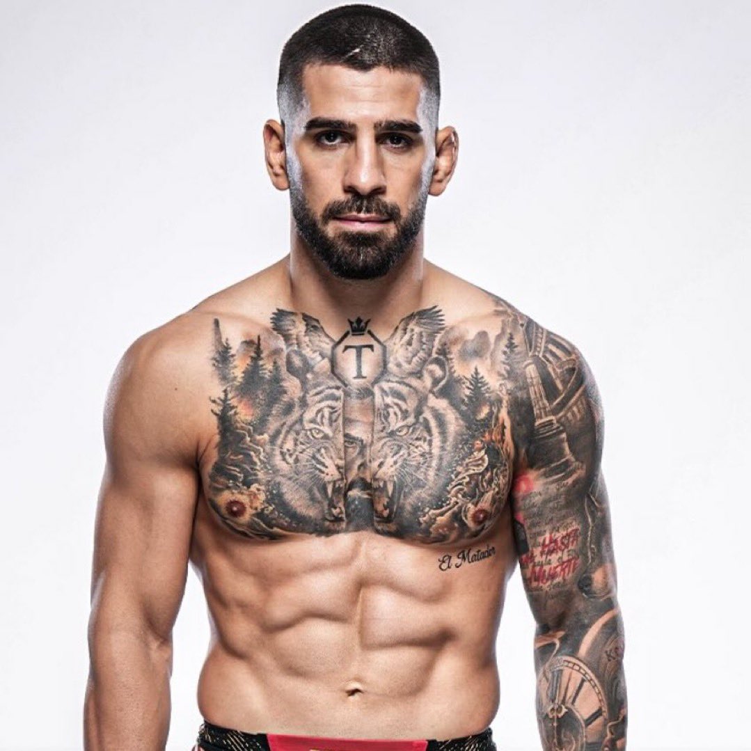 Kırmızı Köşe tweet media