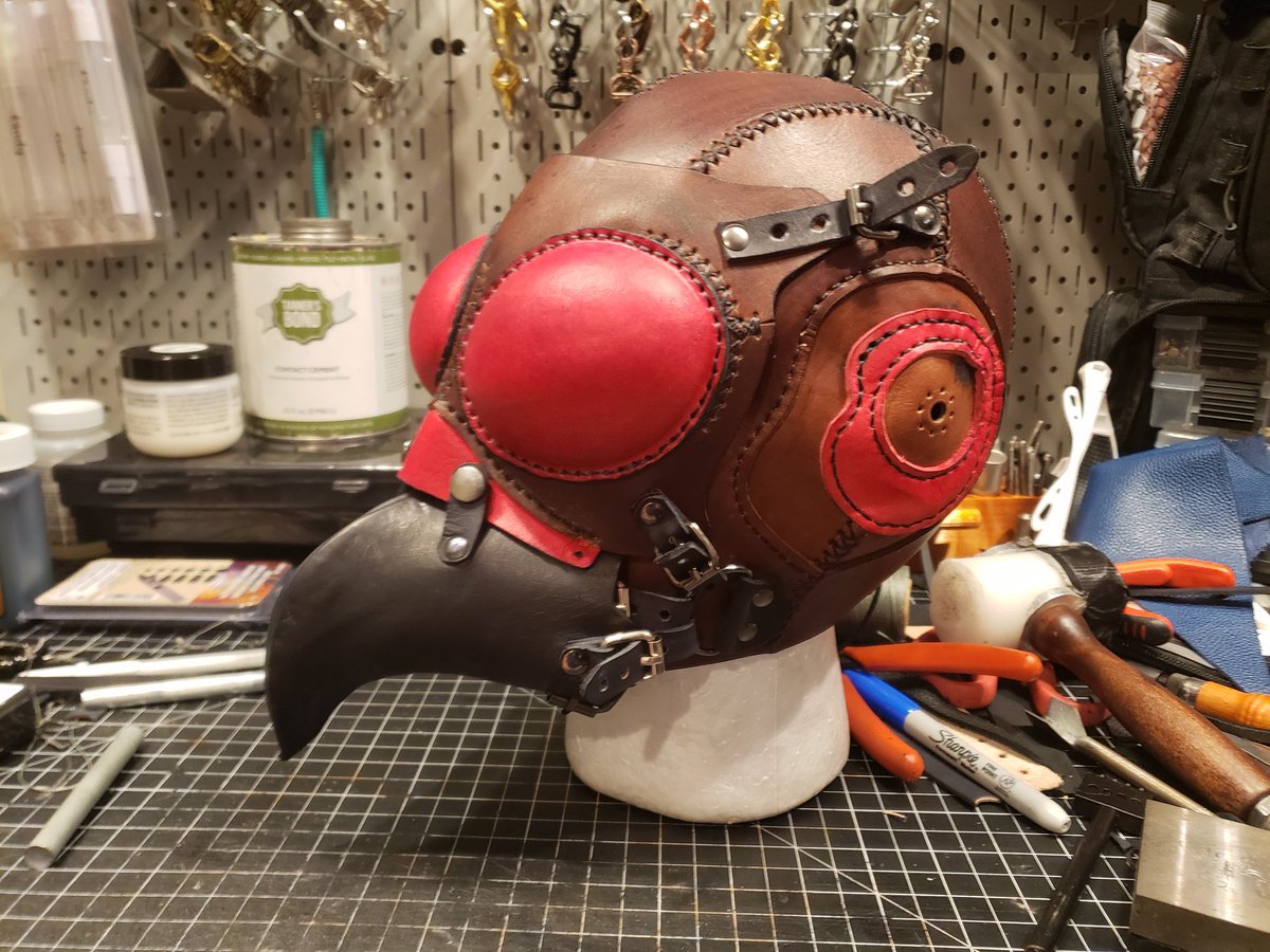 MrVLeatherworks's tweet photo. (4/4) Final part of the falconry bondage hood design, time for some glamor shots.

This hood design was one of the studio's first attempts at a full leather hood and has been massively successful so far! All the bird furries love it, and we're more than happy to keep making em. https://t.co/DjIRBI7tcD