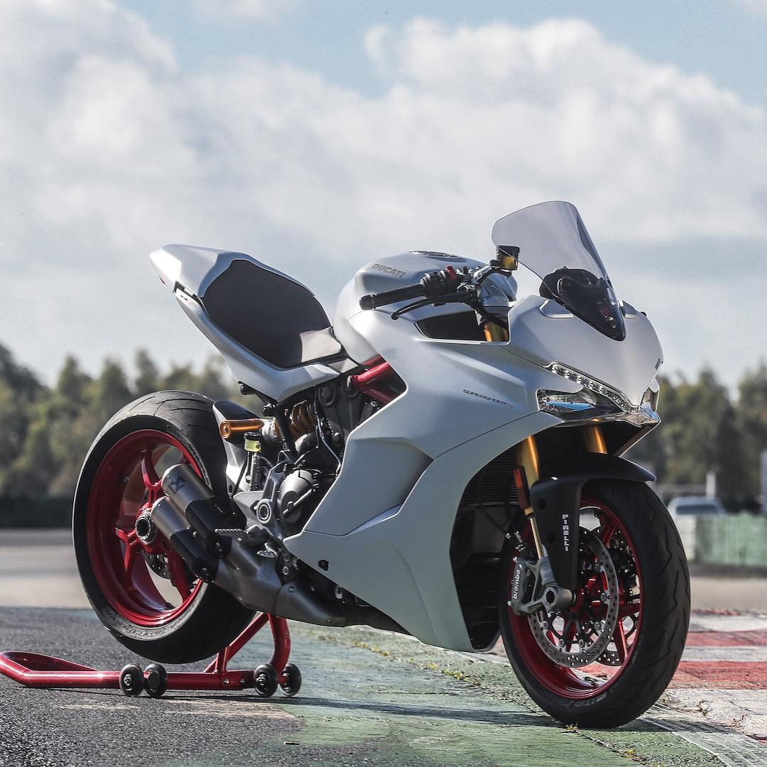 Motorcycles & More tweet media