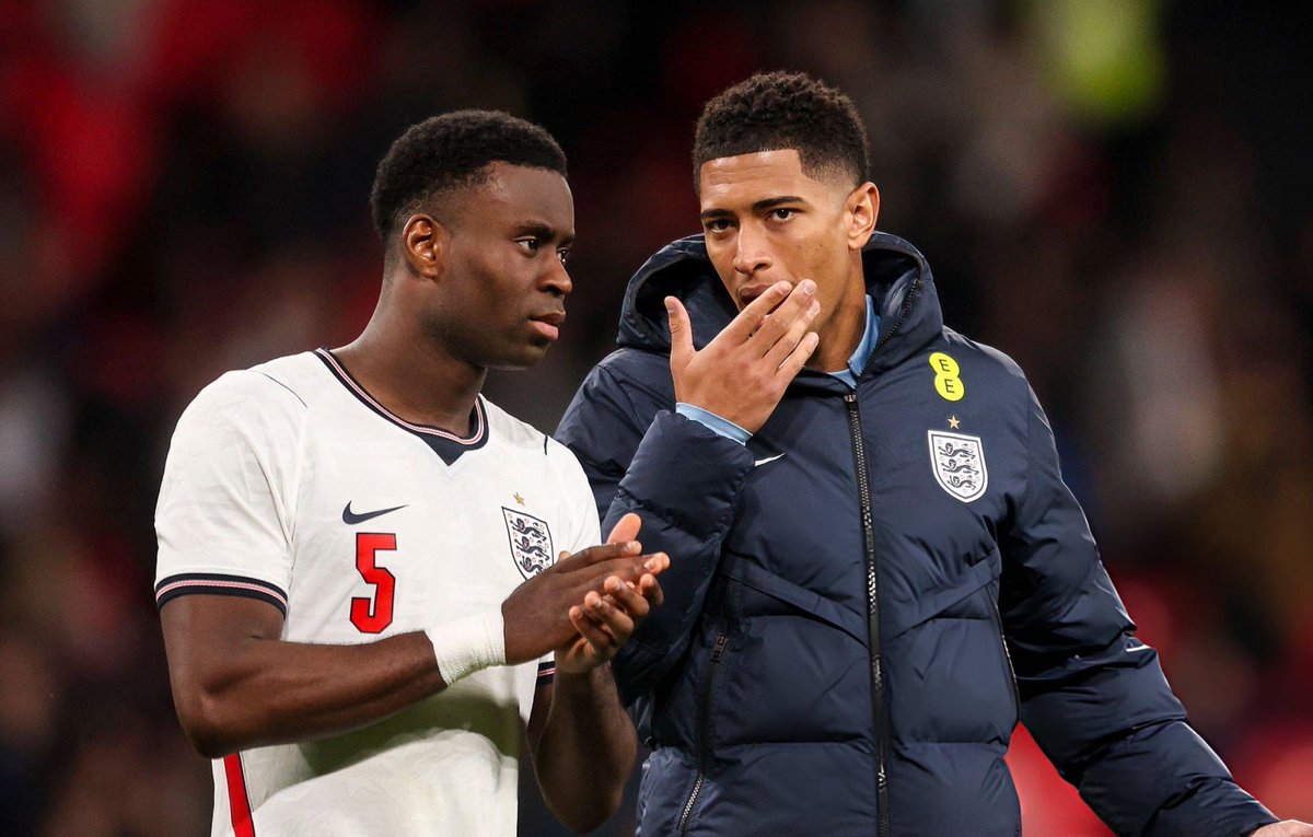 IHQJUDE's tweet photo. Jude Bellingham & Marc Guéhi after defeating England against Japan 🇯🇵 1 - 0 🏴 #ENGJPN #ThreeLions https://t.co/hKPo9lbycj