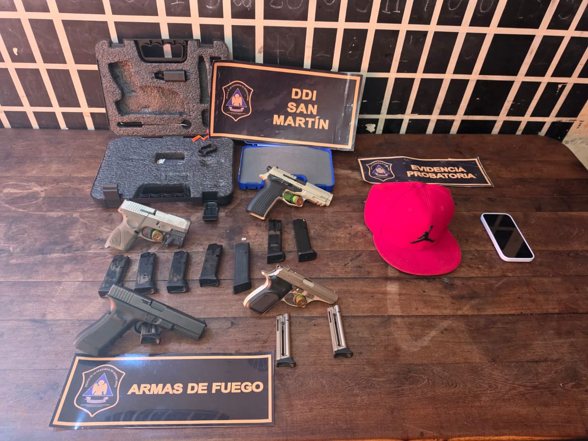 Vía Szeta tweet media