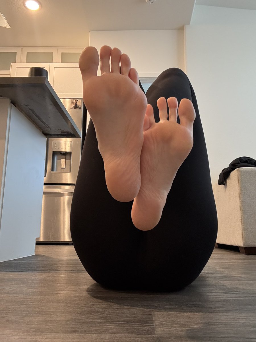 tallfitAva's tweet photo. Off of work now get to work! https://t.co/HjAjF69xUa