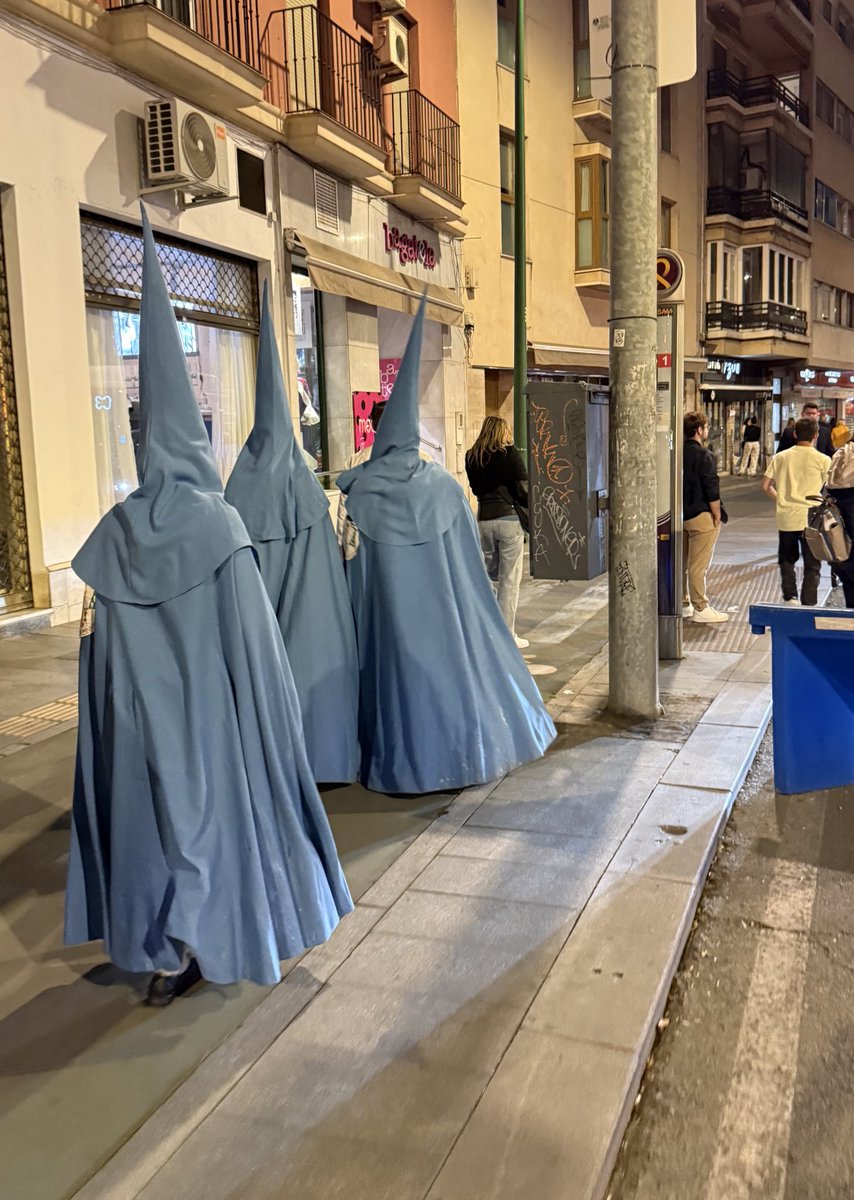 Arco del Postigo tweet media