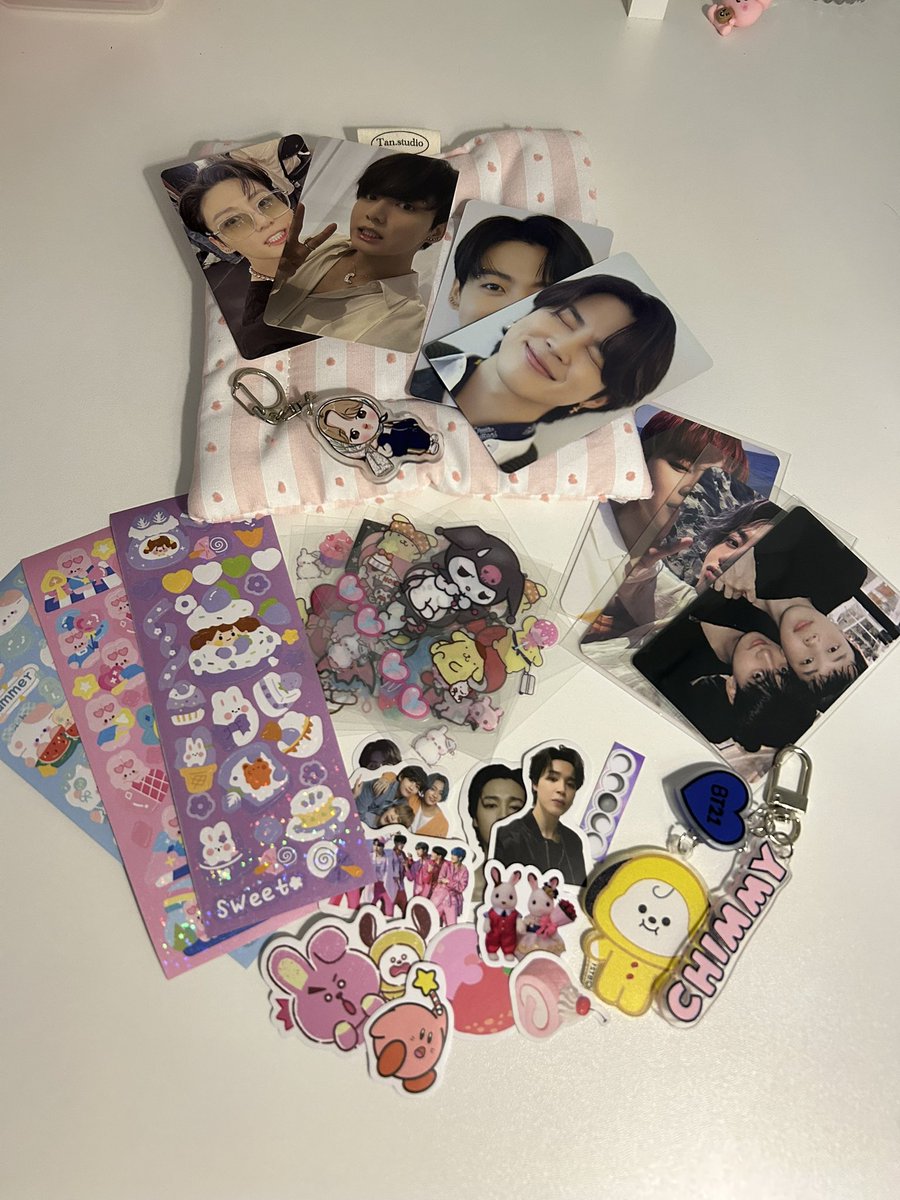 Cece⁷𝜗𝜚 🪭 tweet media