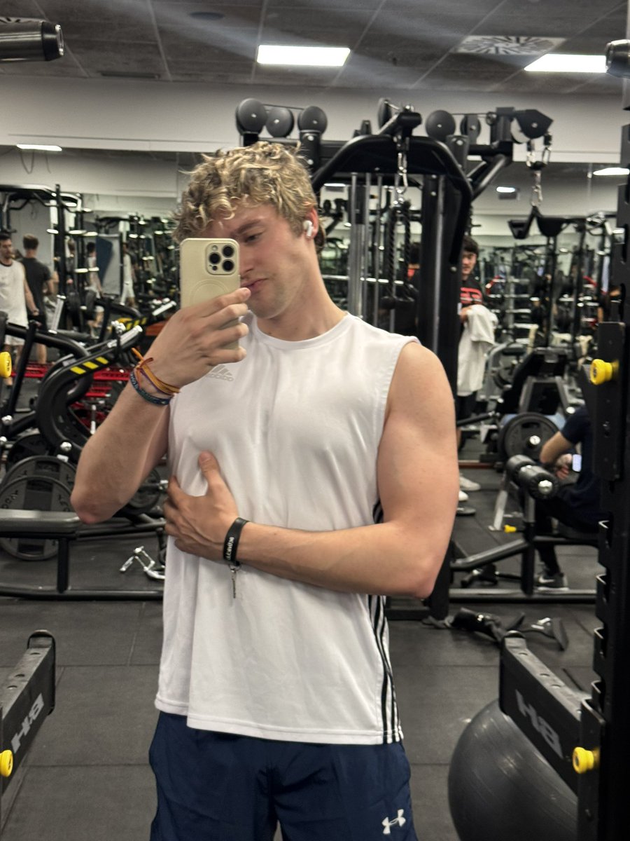 aolmospz's tweet photo. Esto es un no parar💪🏼🏋🏼‍♂️ https://t.co/WnTTPfXWg7