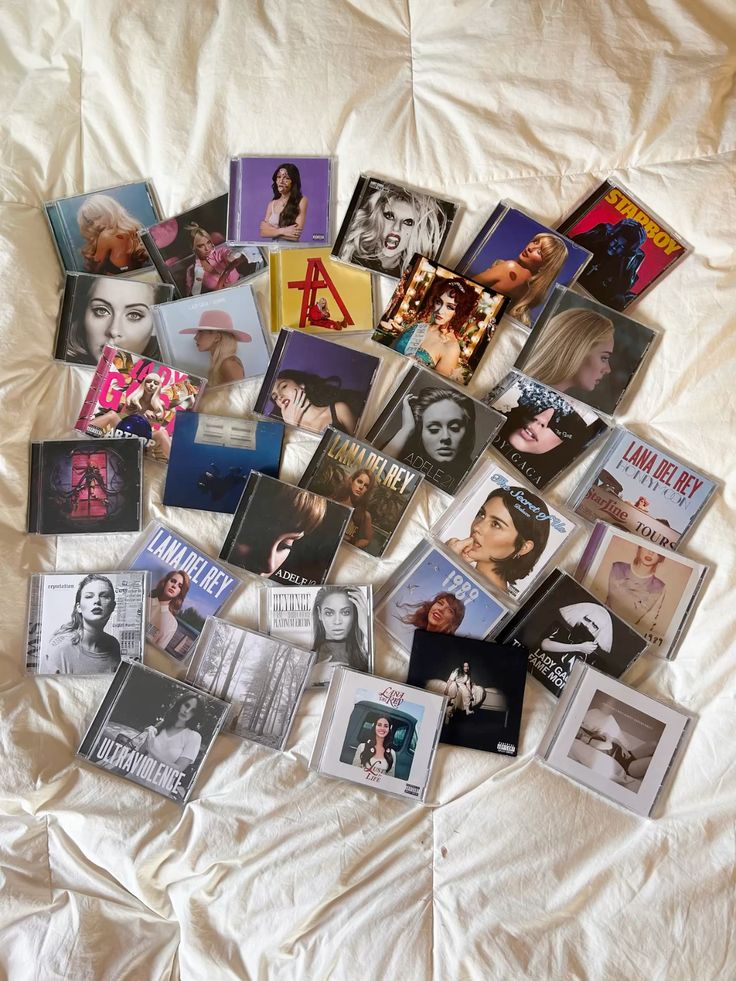 𝓵𝓾𝓪 tweet media