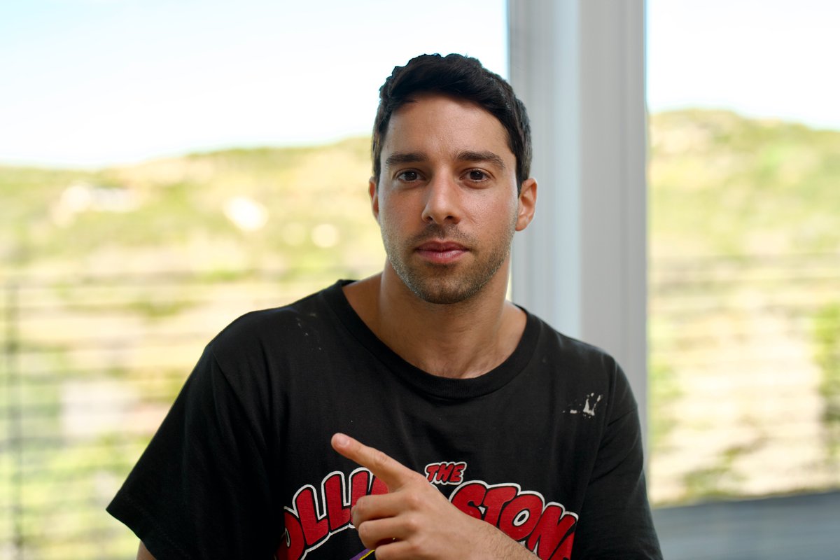 Tyler Denk 🐝 tweet media