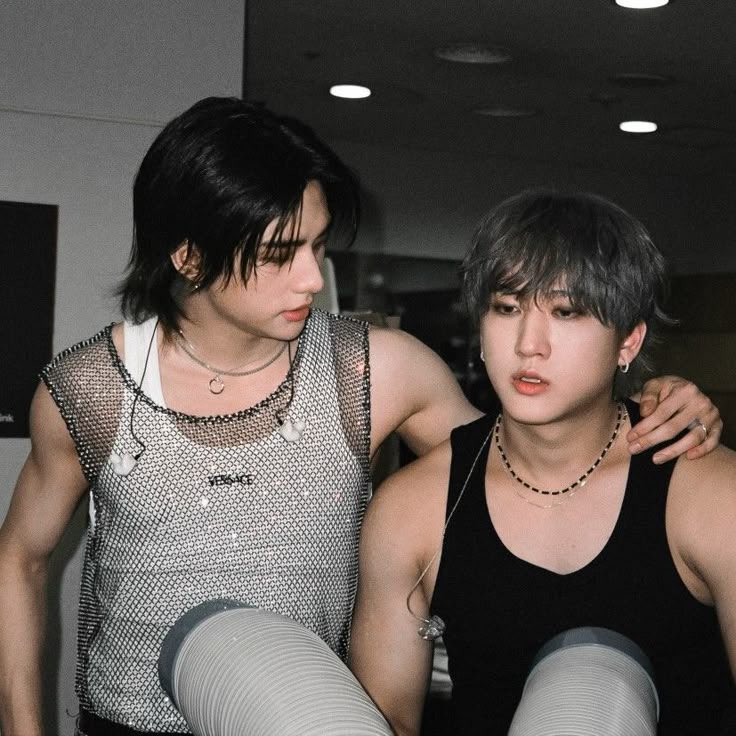 UNIVERSE ITZY tweet media