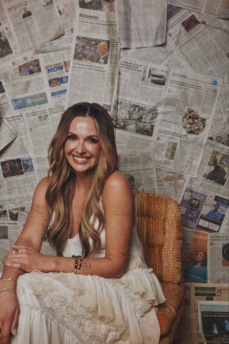Carly Pearce tweet media