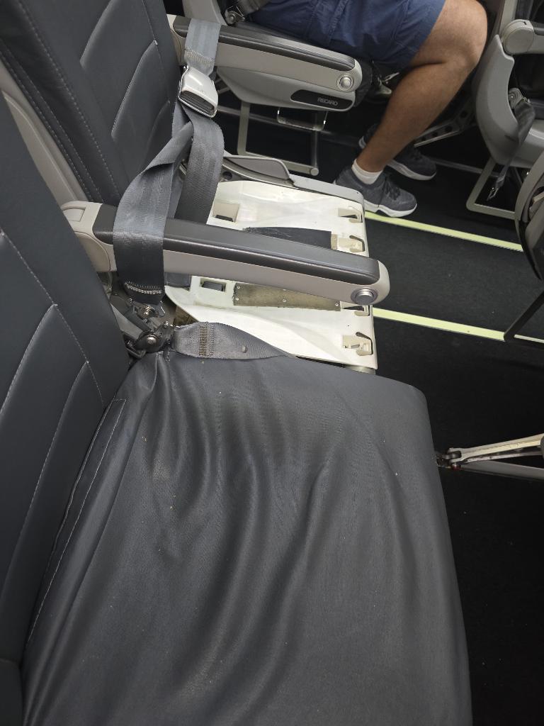 Calcinhas No Box 🏳️‍🌈 eu vou fazer o L de novo tweet media