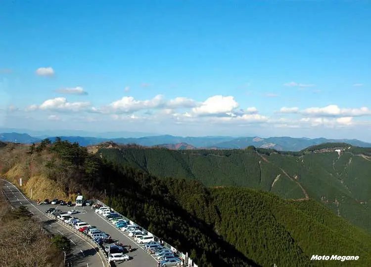PutiMotor's tweet photo. 春の空気を感じる絶景ルート3選

[奈良県/和歌山県]高野龍神スカイライン
国道371号線 〜 紀伊半島屈指のスカイライン

[三重県/滋賀県]鈴鹿スカイライン
ダイナミックな走りが楽しめる山岳ロード

[愛媛県]石槌スカイライン&amp;瓶ケ森林道/県道12号線
石鎚山へ向かう山岳ロード

https://t.co/3TIM97icOH https://t.co/zCem1oHPt0