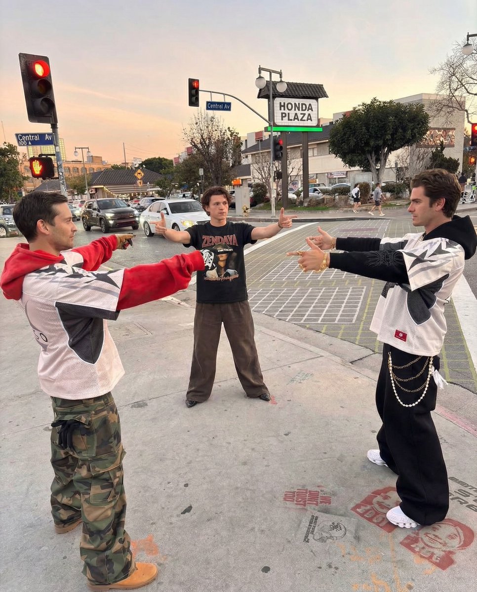 Yellow Minutes tweet media