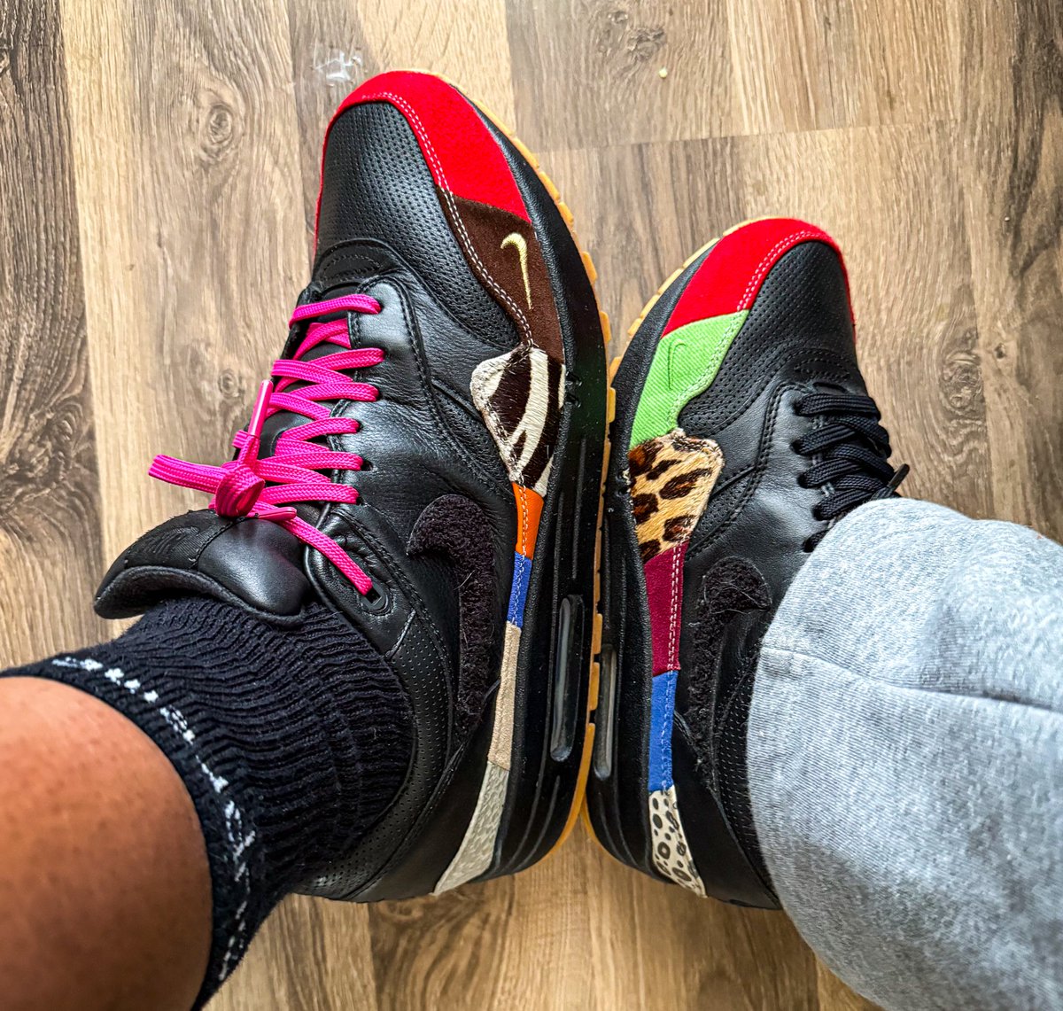 Mr_Miller1's tweet image. I think We’ve MASTERED AirMax Month… 

See y’all next year for 31 days of AirMax.. Have a great week..

#MillerApproved 

#NikeAirmax #airmax #sneakerhead #nikeair @Nike #kotd #airmaxmonth