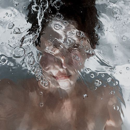 Neutralious tweet media