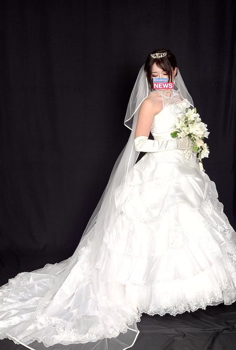 【お知らせ】
この度一般の方と人生の区切りを共に迎えることとなりました⛪️🌸

まだまだ未熟者ですがこれからみんなで幸せを築けるよう頑張っていきます✨💪 