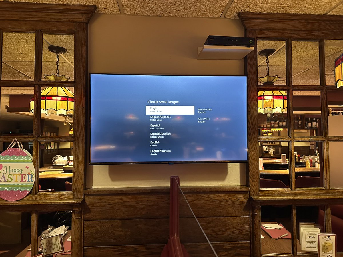 MrHomeGuy's tweet photo. Dedham - Commercial TV install at our favorite restaurant - Midway. Ready for. @DedhamPatch friends  . Book our TV install at https://t.co/Z1CjJb7L5b https://t.co/x9SUGSalQH