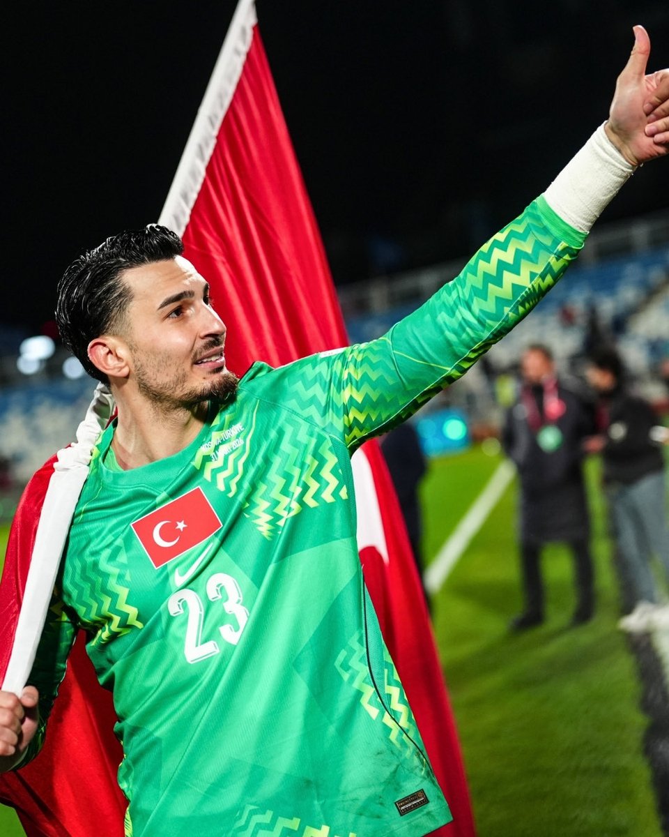 Uğurcan Çakır tweet media