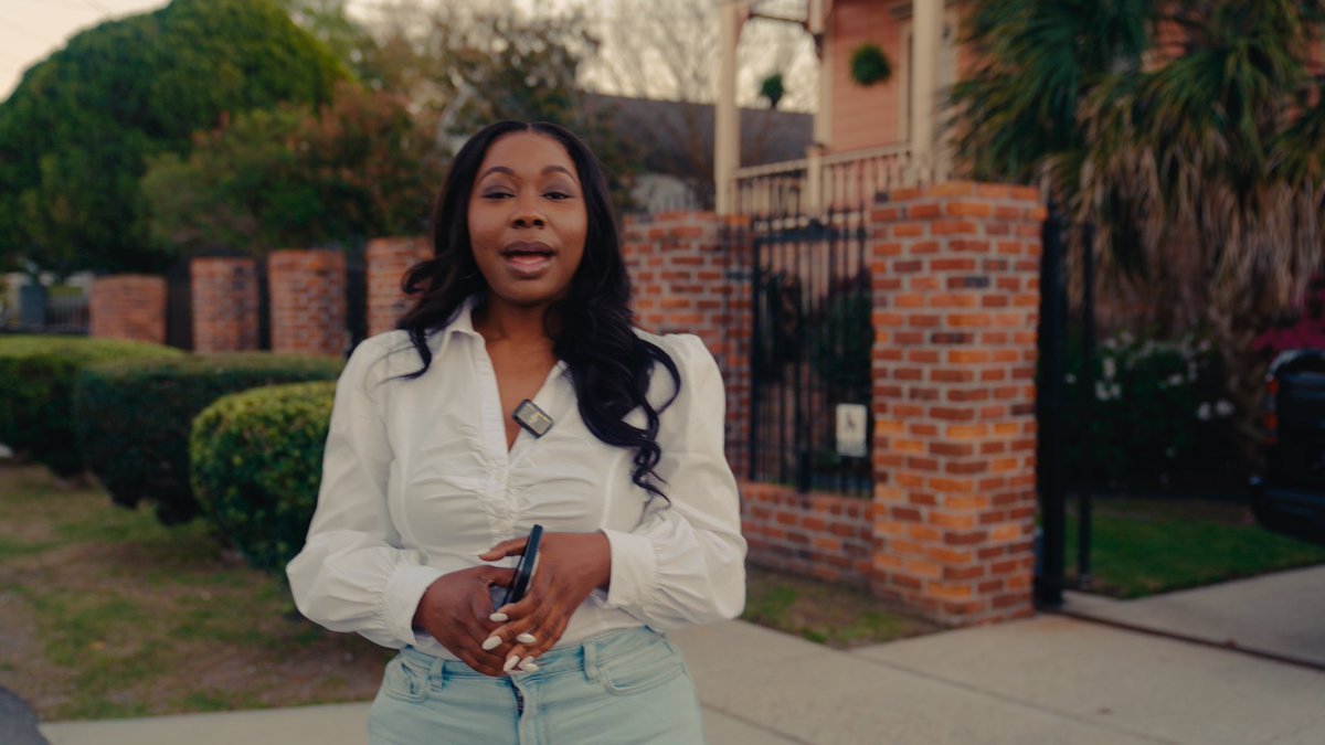 MikeFeezTv's tweet photo. New stills from @whatsinthegumbo_bts @the_candice_love vlog when we went to scout some location in #NewOrleans s/o @love_candy_82 I think I found the sauce 🖼️#MikeFeezTv #4KorNoWay #WhatsInTheGumbo #Vlog https://t.co/hYdw56ohZi