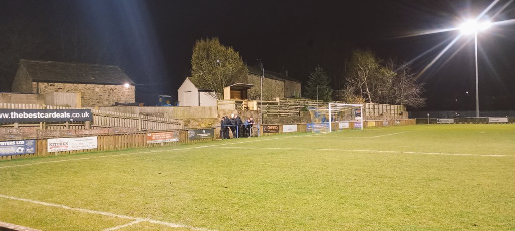 smilerhopper's tweet photo. #confirmationhopping #westriding #staincliffe @ the @silentnightbeds
Stadium for @barlickfc @nwcfl prem step 5 v @TadcasterAlbion @NCEL
Prem (step 5) in the @WestRidingFA cup semi final KO 1946
Game number 242 with Martin will barlick visit fleet lane or taddy fly the Selby flag https://t.co/sCjcIC4mbY