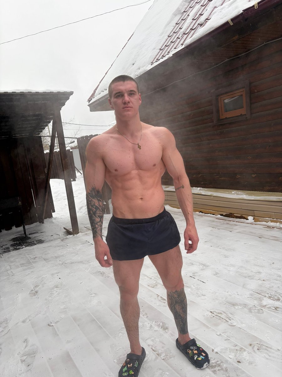 Regular Slav Guys tweet media
