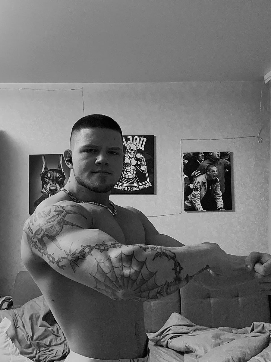 Regular Slav Guys tweet media