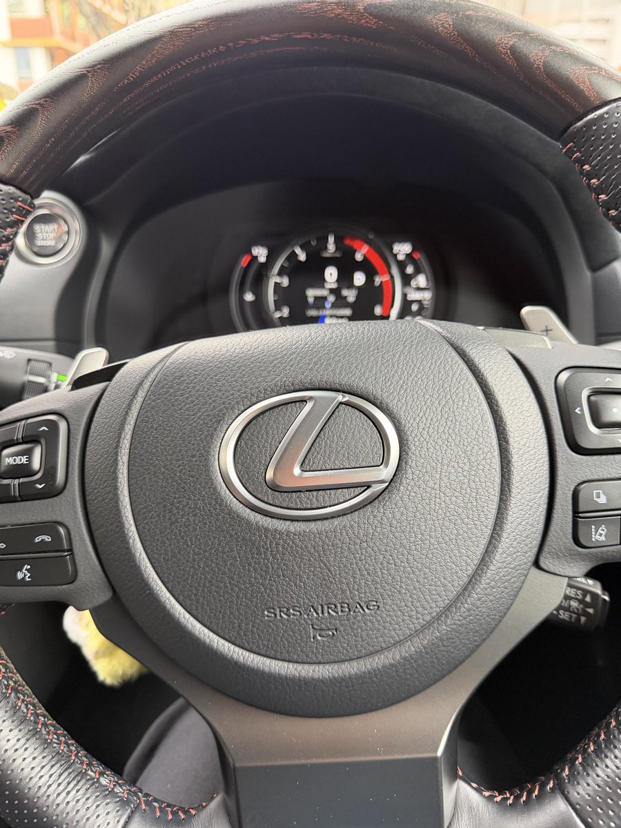 m i 🐸 tweet media