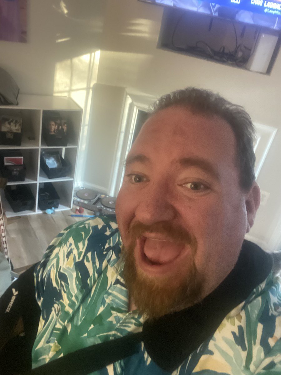 Tim Robinson jr tweet media