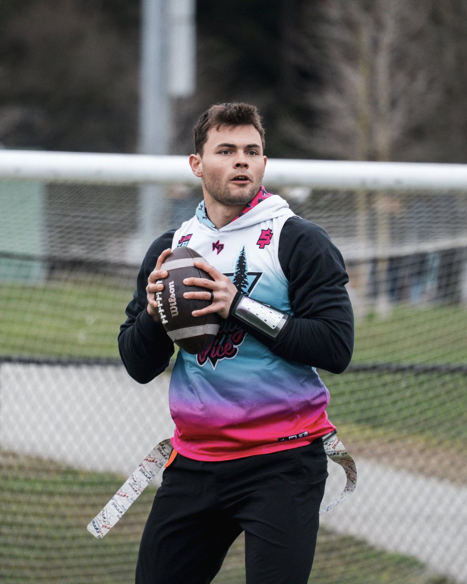 BCLions's tweet photo. Chasing a dream 🇨🇦

Kid Canada putting in work for a shot at the Olympic flag football team. https://t.co/T9bcOrs8GG
