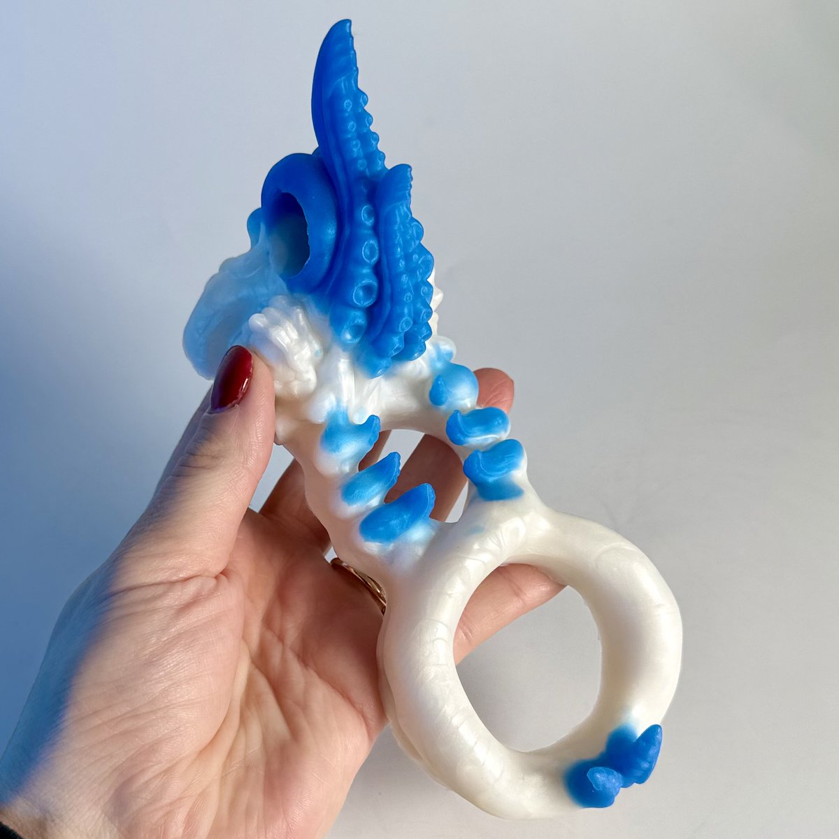 UncoverCreations tweet media