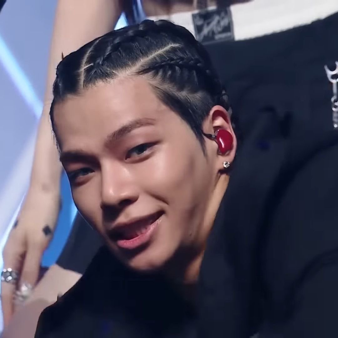 xen got noticed by muzin + is seeing triples soon tweet media