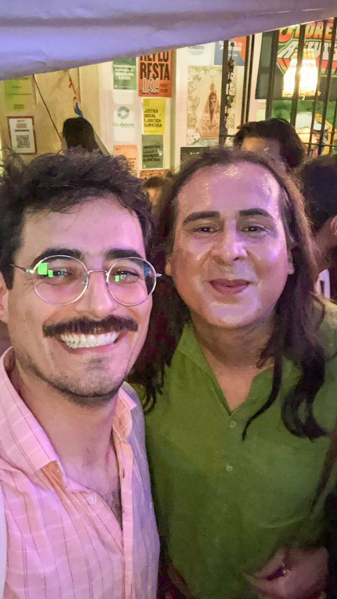 Gente, olha que notícia boa: a <a href="/DudaSalabert/">Duda Salabert</a> é a minha mais nova companheira de partido! Duda é pré-candidata à reeleição como deputada federal por MG e vai contribuir muito com o <a href="/psol50/">PSOL 50</a> e com nosso país. 

Bem-vinda, querida! 💜☀️