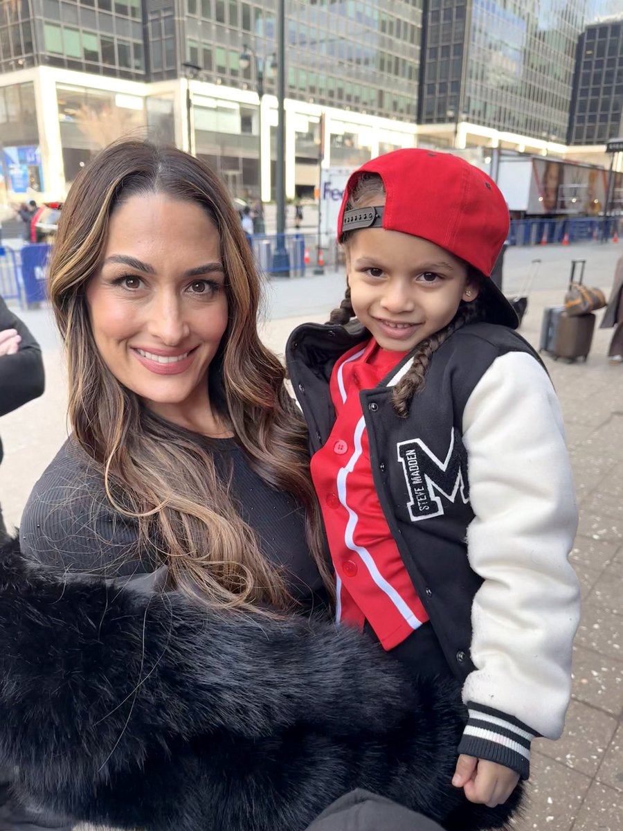 Prodigy_Banner's tweet photo. @NikkiAndBrie https://t.co/0PJu9mnjUf