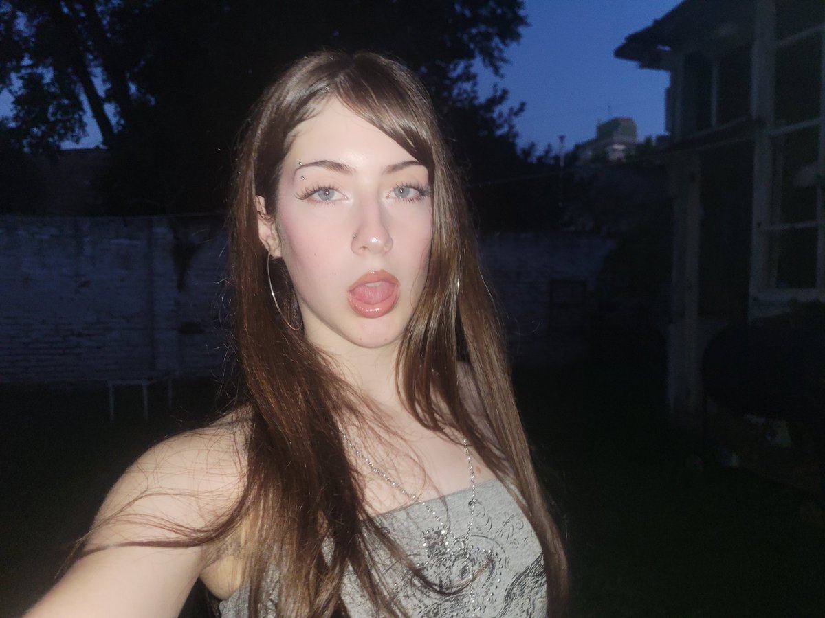 sigrid🧘🏻‍♀️ tweet media