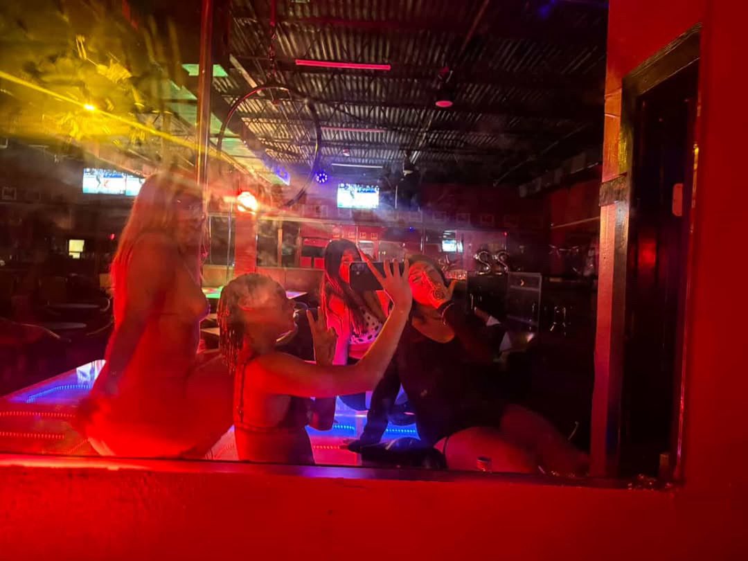 ๐๐๐๐ถ๐๐พ๐ ๐ค tweet media