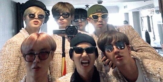 Jiminsleftpinkytoe⁷ tweet media