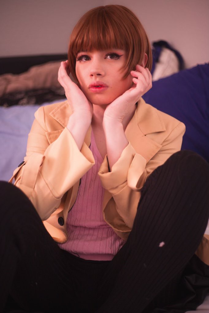 seven (cos + photo) tweet media