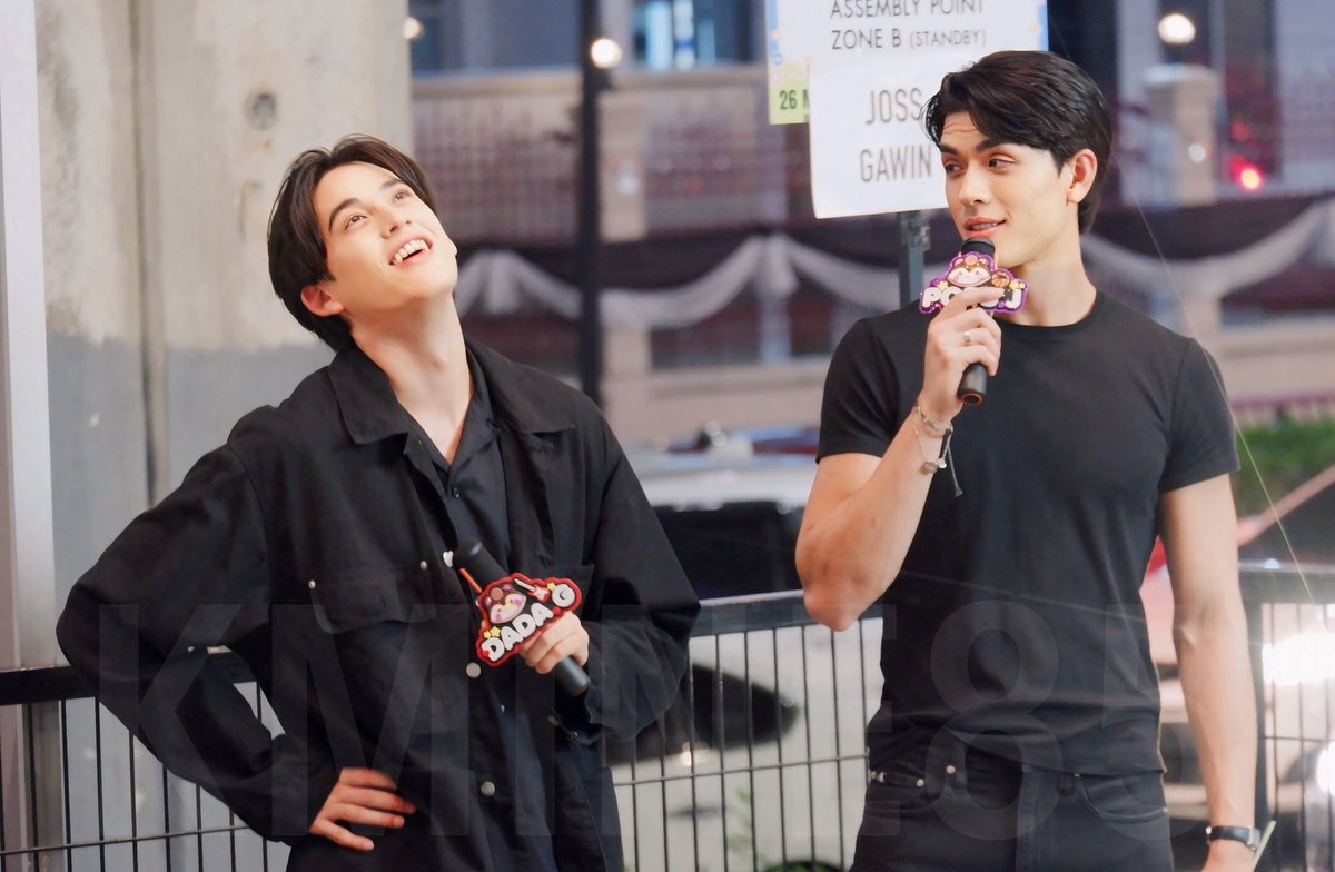 K M I N E 8 5 🦋 tweet media