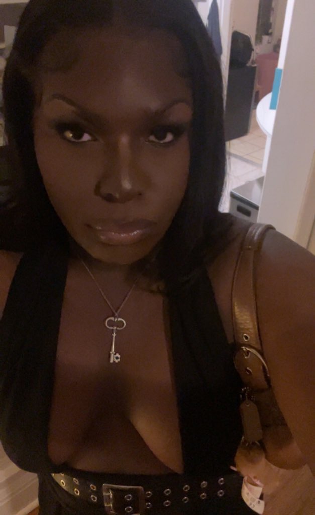 ᏕᎧᎩ ᏕúᎮᏋᏒ ᎴᏝ 🗝₊˚⊹ ♡ tweet media