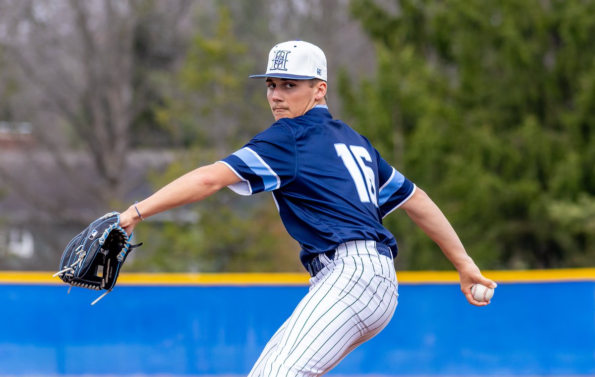 KMKlemencic's tweet photo. Thunderstorms put a quick end to the home opener at the Ballpark In Hudson. Here are a few inning from this afternoon's game. 

@HudsonBaseball @Riverside_athl https://t.co/tha4x97hqJ