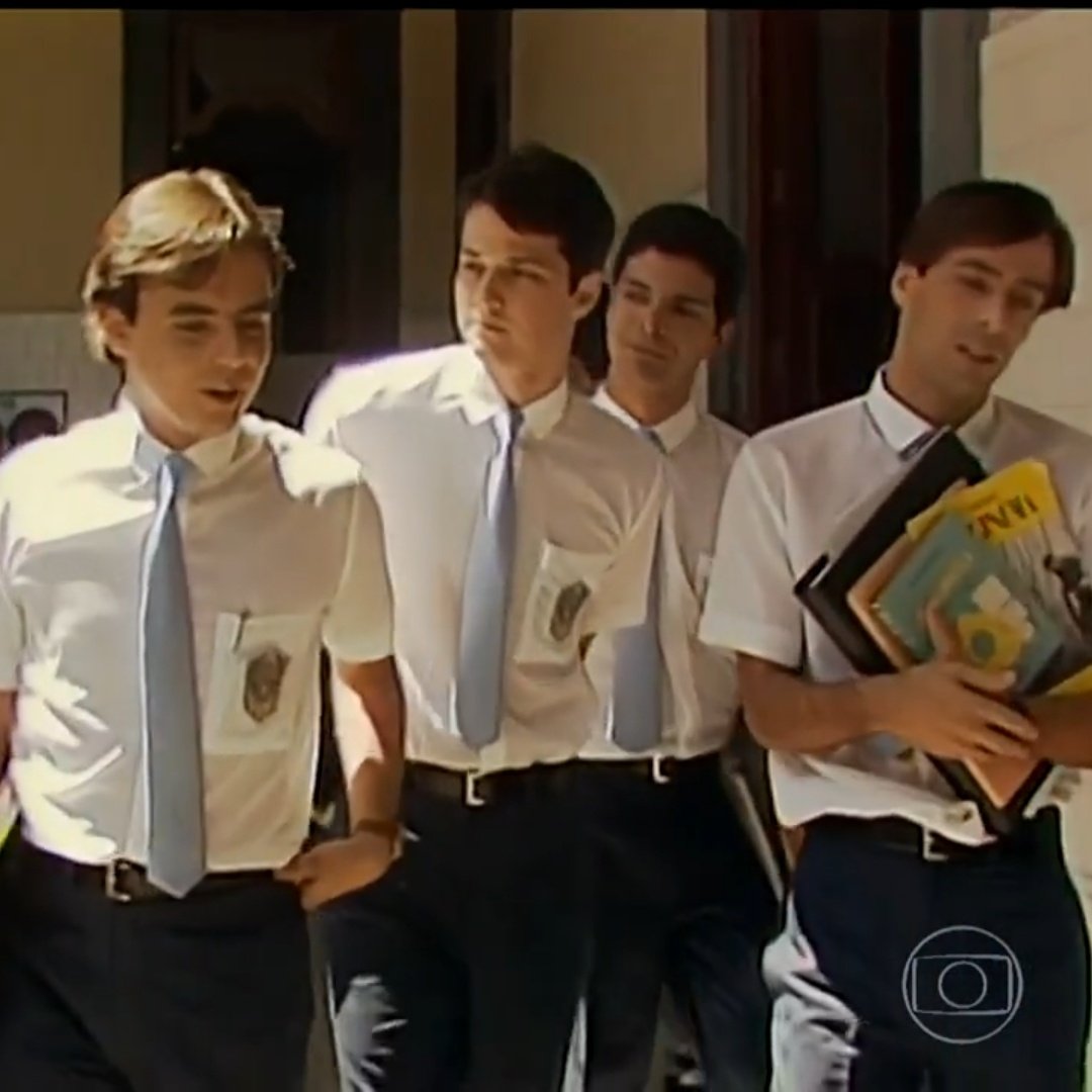 BuzzLion Renault • ❤️‍🔥 tweet media