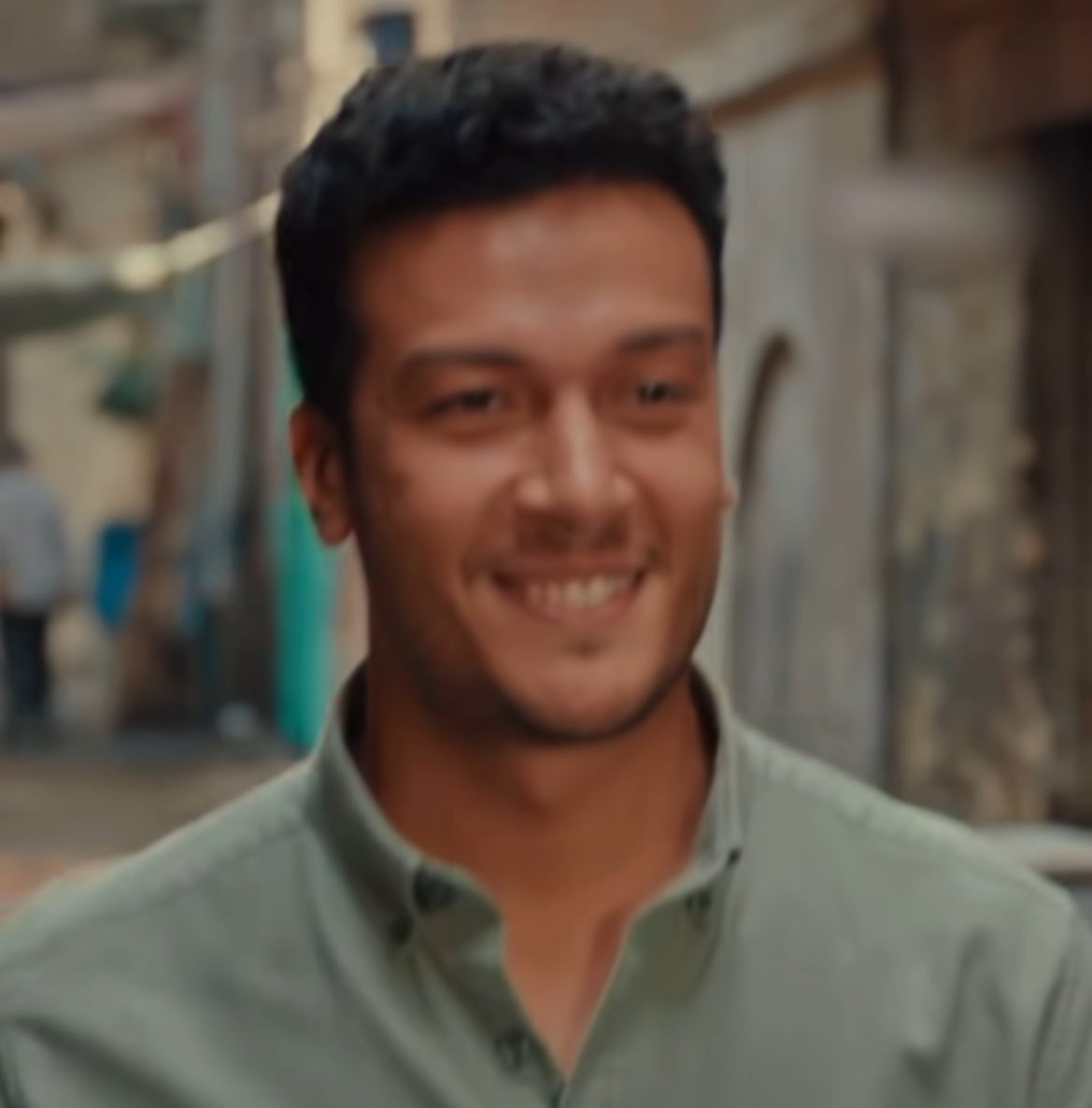 ‏بـــــــــ tweet media