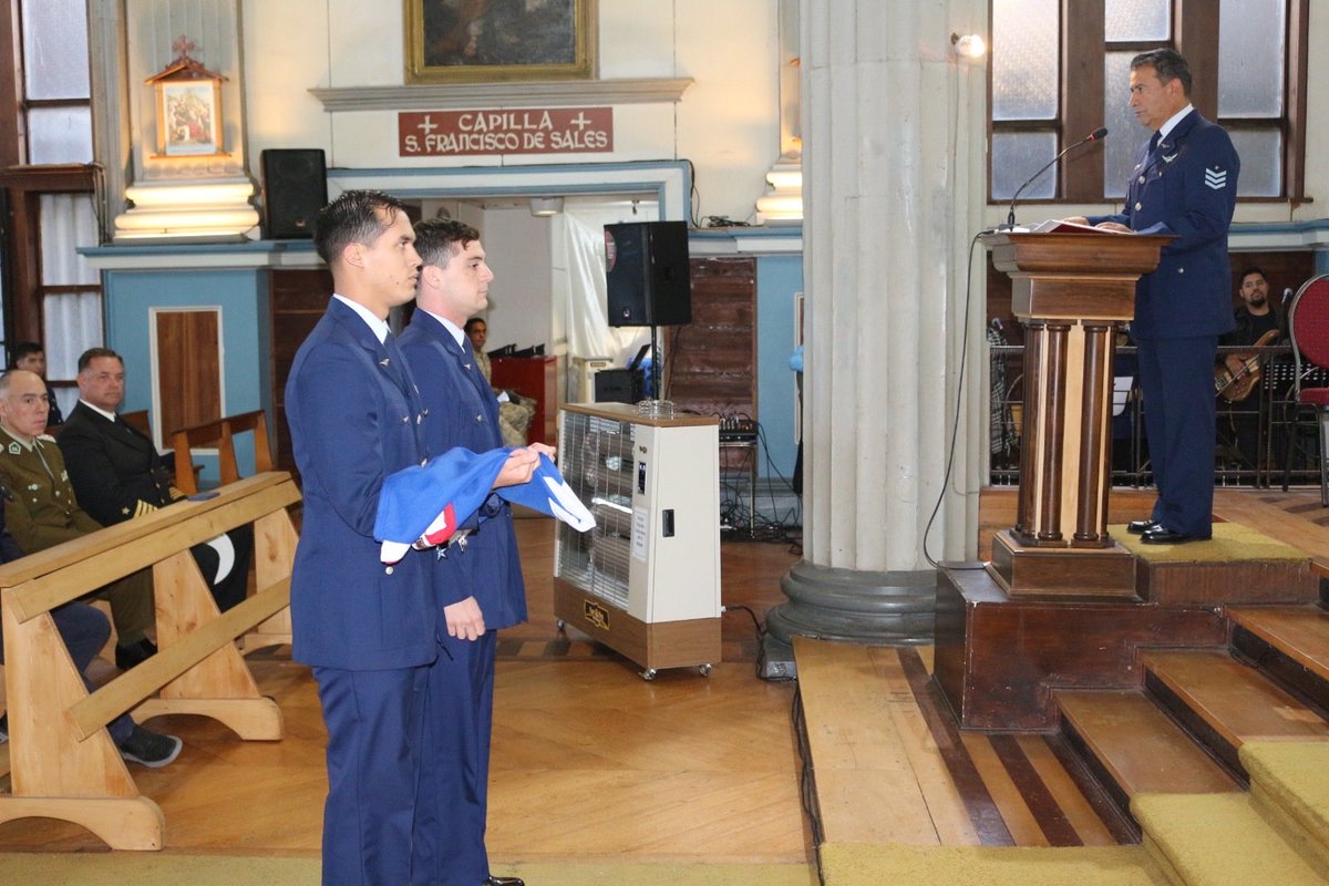 Fuerza Aérea de Chile tweet media