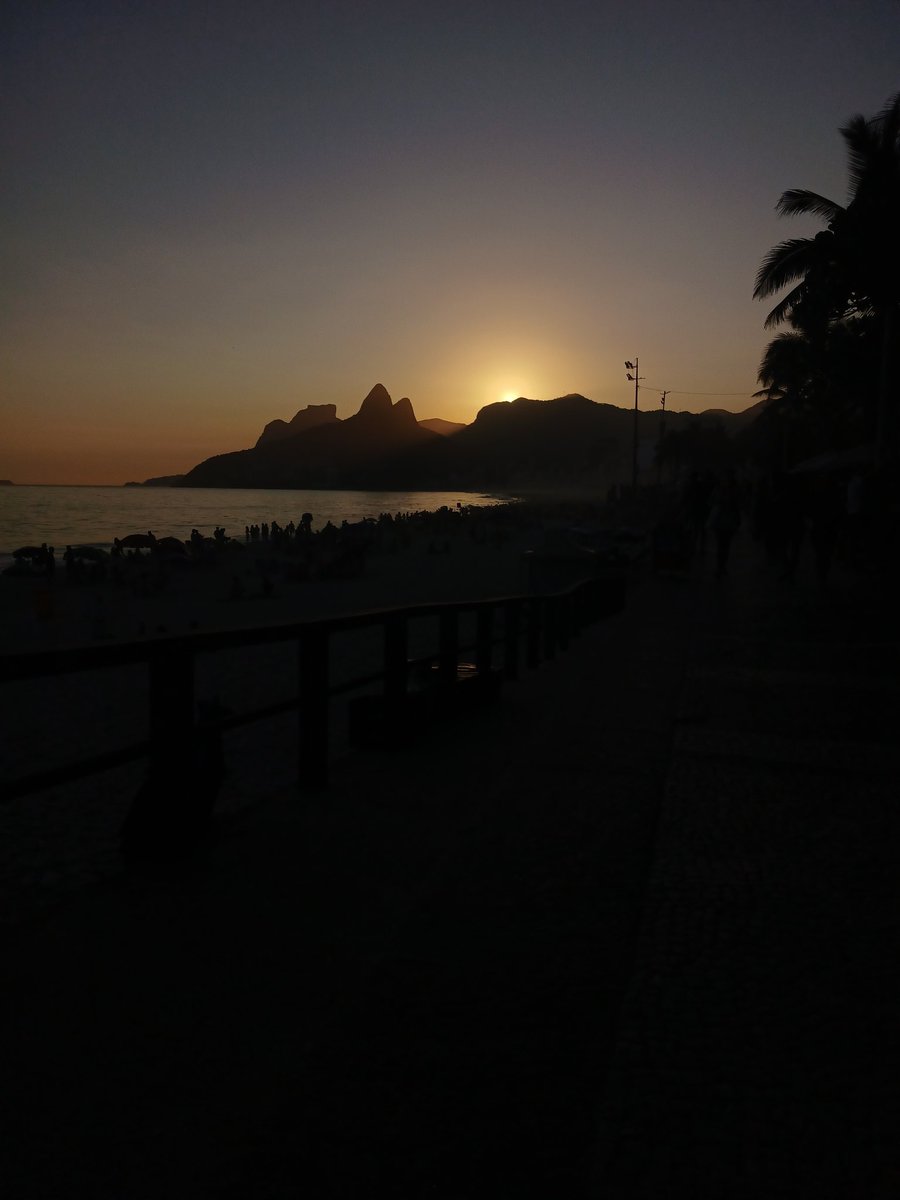 Igor feim ☮️ tweet media