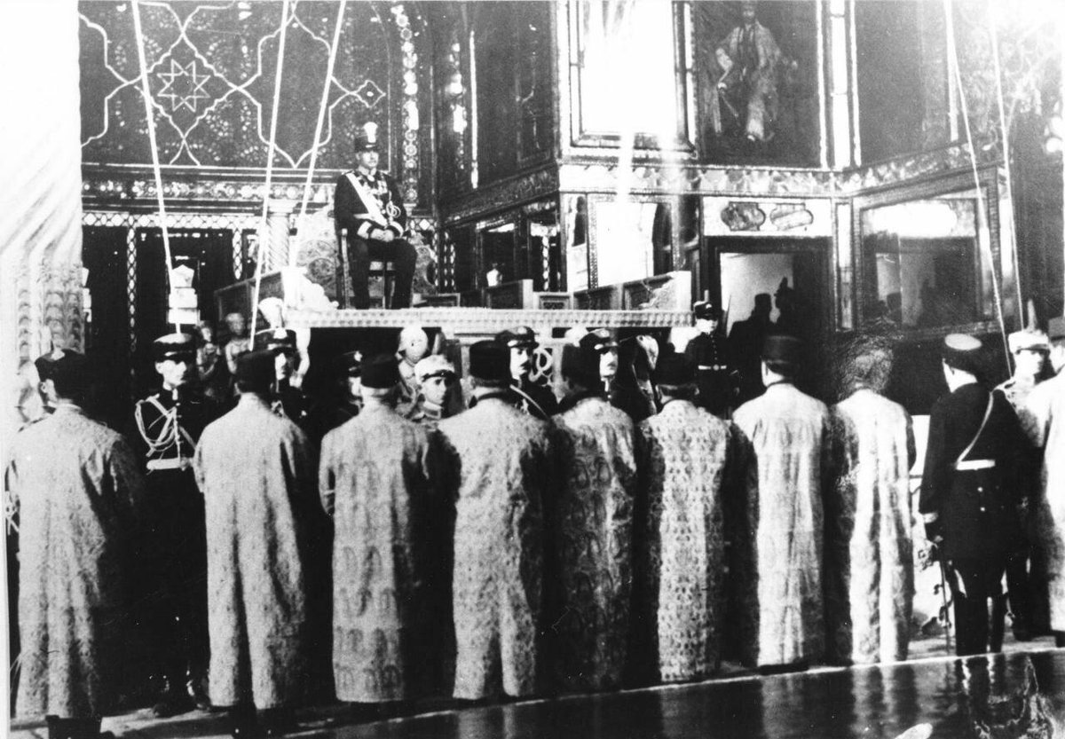 Touraj Daryaee tweet media