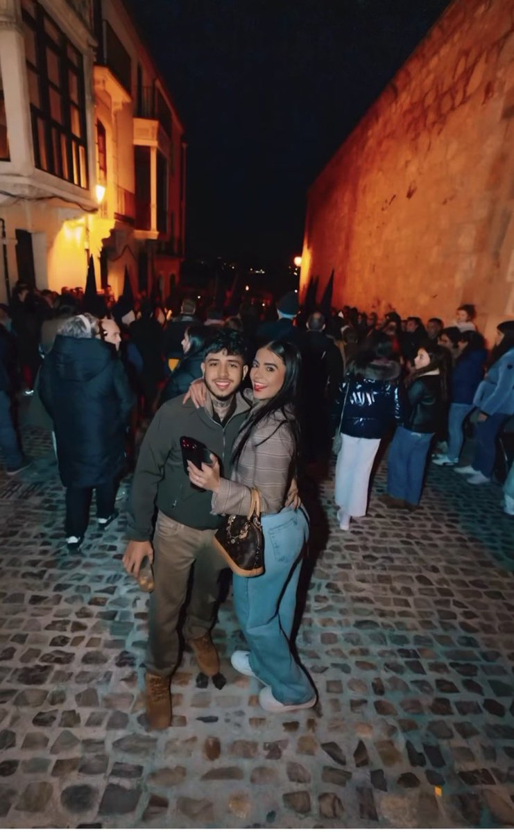 Jeroo.17 tweet media