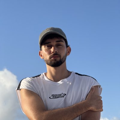Franko057's tweet photo. #NuevaFotoDePerfil https://t.co/4LrN9ccsKR